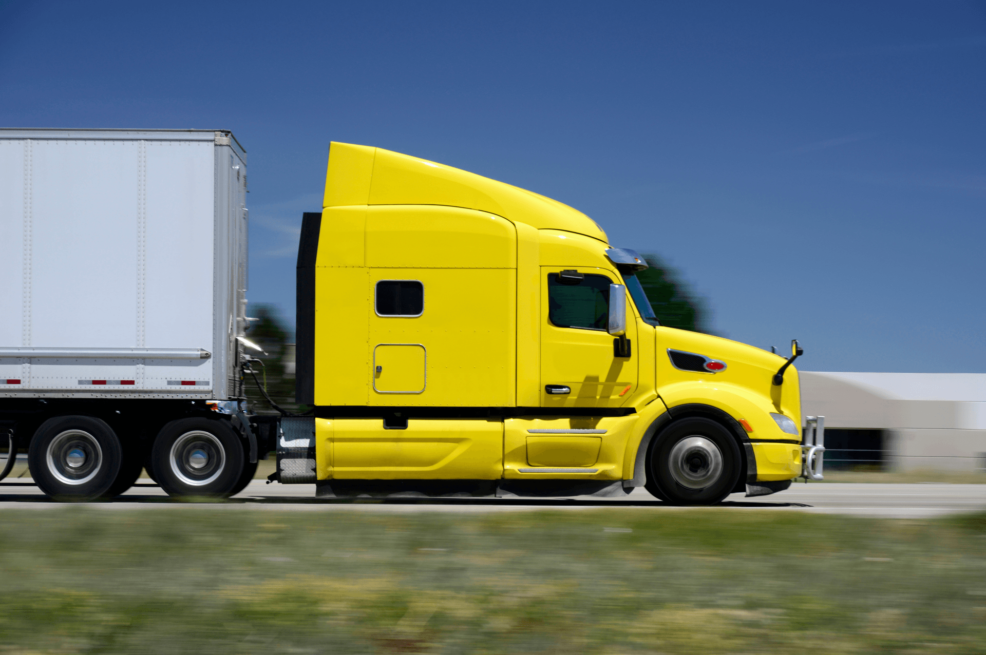 Local vs Long Distance Moving: Key Differences Explained (2026)